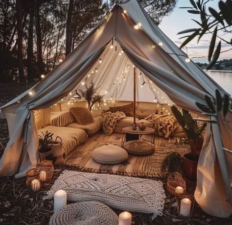 Cheap Couches, Dream Bedroom Inspiration, Boho Lifestyle, Lifestyle Ideas, Dream House Rooms, Cozy Room Decor, Outdoor Decor Backyard, Dreamy Room, Dream Room Inspiration