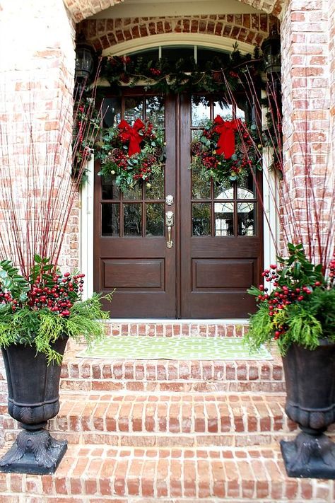 Christmas entry with twin wreaths and urns Christmas Entry, Christmas Lights Outside, Outside Christmas Decorations, Christmas Light Installation, Christmas House Lights, Holiday Home Tour, Christmas Front Porch, Christmas Porch Decor, Christmas Porch