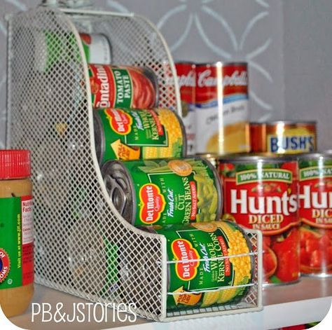 These organized cans of vegetables and soup keep the pantry in order. - Use a 4" width rack Dollar Store Organizing Kitchen, Rv Organization, Pantry Makeover, Bathroom Organization Diy, Kitchen Pantry Storage, Dollar Store Organizing, Diy Kitchen Decor, Diy Kitchen Storage, Magazine Holders