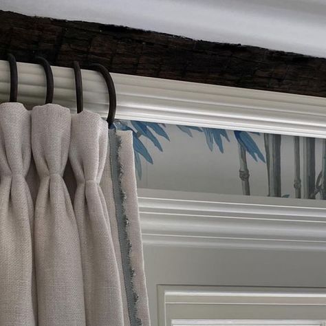 Rachel Alexandra Kershaw on Instagram: "Pretty linen pinch pleats looking out on to the croquet lawn. • The leading edge trim is a double row of silk fan edge braid @samuelandsons • Country house project for @kandhdesignltd • #handsewncurtains #traditionalskills #handstitched #curtains #countryhouse #homesandgardens #houseandgarden #englishcountryhouse #craftsmanship #englishinteriors #sashwindows #interiordesign #interiors #luxuryhomes #softfurnishings #imella #imelladesign" Croquet Lawn, English Country House, Sash Windows, Soft Furnishings, Country House, Home Projects, Luxury Homes, Hand Sewing, The Row