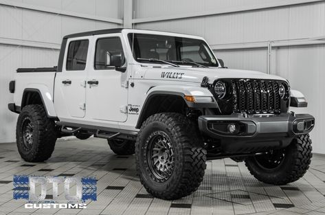 Jeep Gladiator JT Sport Willys EcoDiesel Jeep Gladiator Willys, Jeep Aesthetic, Jeep Jeep, Jeep Gladiator, Jeep, Monster Trucks, Suv Car, Suv, Cars Trucks