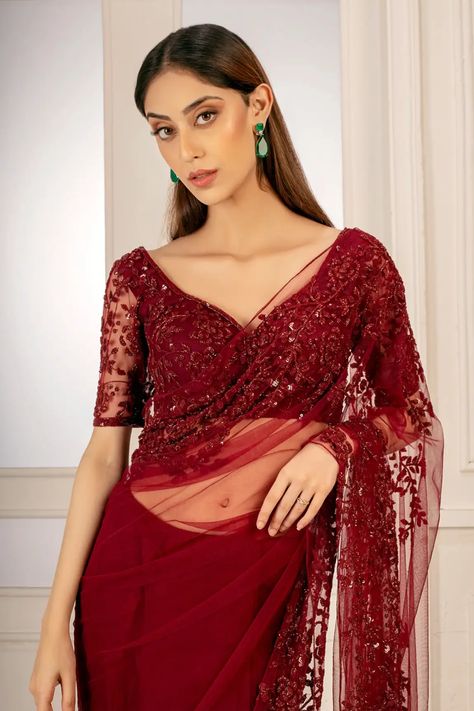 Red Net Saree, Lace Saree Designs, Net Saree Blouse Designs, Net Saree Blouse, Red Saree Blouse, Embellished Saree, Saree Red, Sarees For Girls, Wedding Saree Blouse Designs