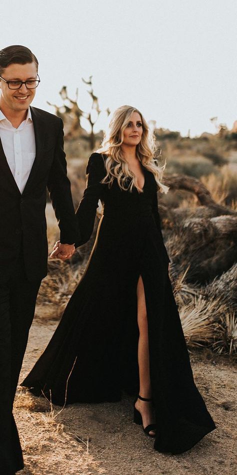 Joshua Tree Engagement, Wedding Fotos, Gothic Wedding Dress, Engagement Pictures Poses, Couple Style, Wedding Dress Guide, Dark Wedding, Engagement Session Outfits, Fancy Wedding