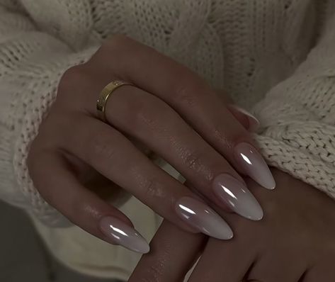 Christmas Nails Minimalist, White Naildesign, Christmas White Nails, Thailand Nails, Mood Style, Beauty Hacks Nails, Milky Nails, Casual Nails, Blush Nails