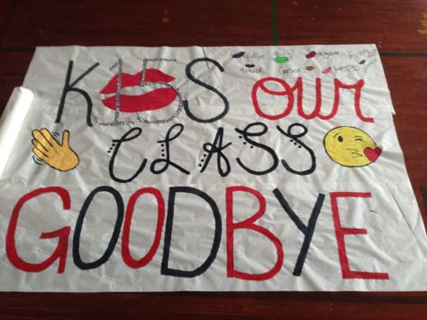 Welcome Back Seniors Poster, Senior Signs For Pep Rally, Homecoming Class Posters, Class Of 2024 Poster Ideas, Senior Rally Posters, Class Of 2025 Poster Ideas, Student Council Ideas High School Fundraisers, Senior Spirit Posters, Class Of 2025 Posters