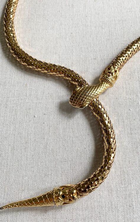 Gold Mesh Snake Belt Vintage 70s 80s Glam Snake Head Clasp Gold Tone Metal Womens Belts Adjustable XS S M Mesh Jewelry, Concert Fit Ideas, Snake Belt, Womens Belts, Golden Snake, 80s Glam, Snake Head, Concert Fit, Harry Potter Dr