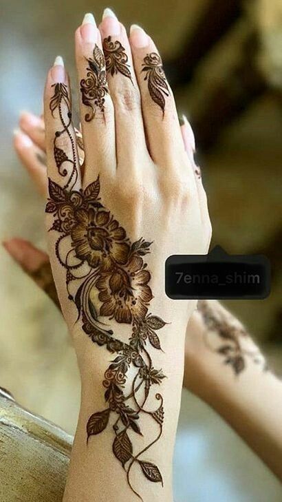 #bridalmehndidesign #hennadesign #bridalhenna Bridal Henna Design 2023 | back and front hand mehndi design ideas 2023 Henna Design 2023, Bridal Henna Design, Kashee's Mehndi Designs, Latest Mehndi Design, Front Hand Mehndi Design, Front Hand Mehndi, Khafif Mehndi Design, Floral Henna Designs, Hand Mehndi Design