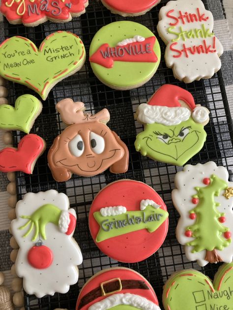 Grinch Themed Cookies Decorated, Grinch Birthday Cookies Decorated, Grinch Sugar Cookies Royal Icing, Grinch Theme Cookies, Cindy Lou Who Cookies, Grinch Cookies Royal Icing, Grinch Christmas Cookies Decorated, Grinch Royal Icing Cookies, Grinch Decorated Cookies