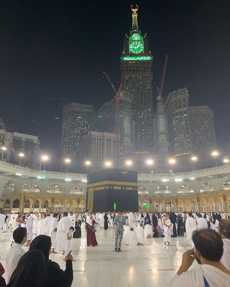 Eid Mubarak to all my fellow muslims <3 I had the opportunity to go to umrah last month and it was truly one of the most transformative and most emotional experiences of my life. May we all get the opportunity to someday go and bring our loved ones. Inshallah i get to go back, and perform hajj 🥹 Umrah Mubarak, Last Month, Eid Mubarak, Loved Ones, Of My Life, My Life, First Love, Bring It On, Quick Saves