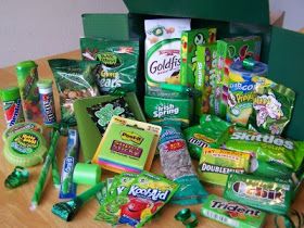 Sometimes Creative: Going Green This blog has ideas for mission packages, but the idea could easily be sent to a deployed spouse! Green Care Package, Missionary Care Packages, Deployment Care Packages, Military Care Package, Secret Sisters, College Care Package, Fun Mail, Saint Patties, St. Patricks Day