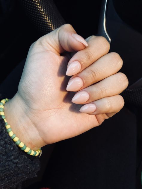 Short pink almond nails ✨ classy but cute Pointed Almond Nails Short, Nail Inspo Short Stilleto, Short Almond Nails Pointy, Short Acrylic Nails Pointy, Short Stilleto Nails Almond Classy, Short Pointed Almond Nails, Almond Stiletto Nails Short, Short Pointy Almond Nails, Pointy Almond Nails Short