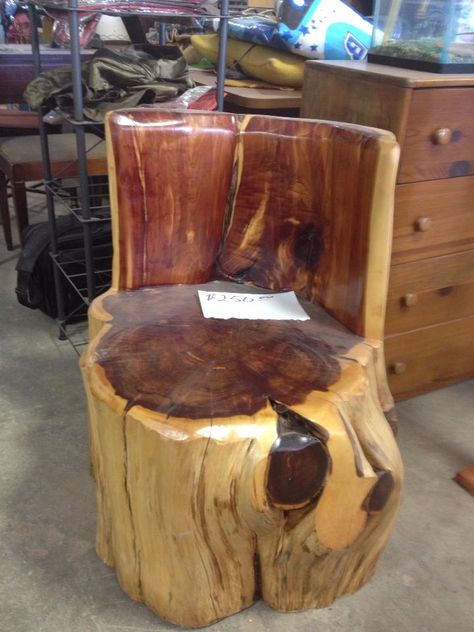 $250.00 LARGE CEDAR STUMP CHAIR ORDER YOURS TODAY VIA FACEBOOK OR EMAIL EMAIL:RBJSTONEANDSURPLUS@GMAIL.COM FACEBOOK:https://www.facebook.com/RbjStone Tre Kunst, Carved Tree, Tree Carving, Log Furniture, Diy Holz, Into The Woods, Wood Creations, Tree Stump, Cool Ideas