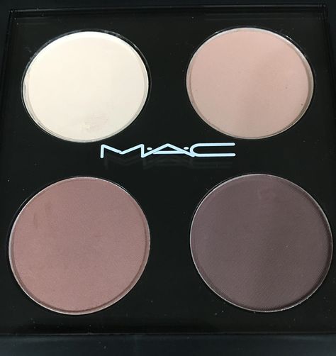 Mac Eyeshadow Palette, Colours-Blanc Type, Malt, Haux & Black Berry #maceyeshadow Makeup Eyeshadow Pallets, Mac Makeup Eyeshadow, Mac Palette, Makeup Tutorial Mac, Mac Makeup Looks, Mac Eyeshadow Palette, Best Mac Makeup, Mac Makeup Products, Make Up Designs