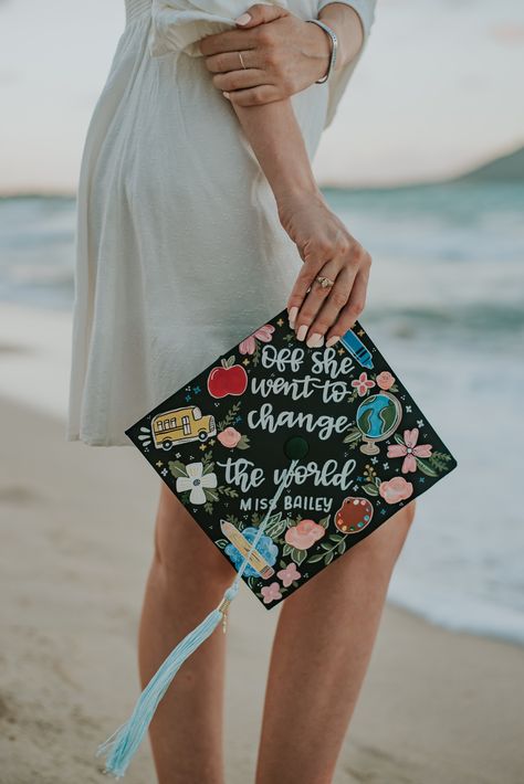 Cap Decoration Graduation College Teacher, Grad Cap Ideas For Teachers, Grad Caps For English Majors, Grad Cap Teacher Education Major, Education Cap Decoration, Grad Cap Education Major, Grad Cap Teacher, Education Grad Cap, College Grad Cap Ideas Education Major