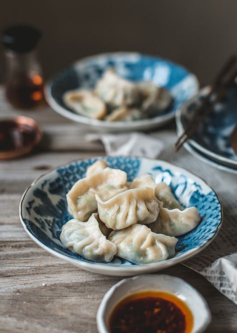 Asian Dumpling Recipe, Vegetarian Dumpling, Vegan Dumplings, Chinese Chives, Snow Pea, Vegetable Dumplings, Mushroom Magic, Dumpling Filling, Chinese Vegetables