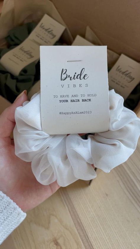 2022 Gifts, Bridesmaid Proposal Diy, Bachelorette Gift Bags, Bride Vibes, Palm Springs Bachelorette, Gifts For Wedding, Wedding Party Bridesmaid, Cricut Wedding, Bachelorette Party Planning