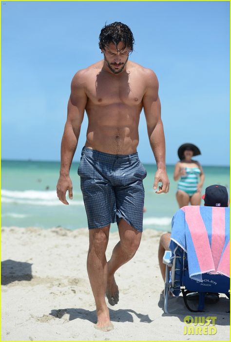 Joe Manganiello Joe Manganiello Shirtless, Magic Mike Xxl, Joe Manganiello, Beach Bum, American Actors, Male Beauty, Miami, Actors