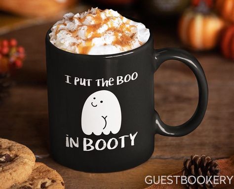 6 WAYS TO EMBRACE FALL 2020 (SAFELY) Coffee Fall, Halloween Mugs, Halloween Coffee, Cup Ideas, Funny Mug, Halloween Mug, Christmas Coffee, Christmas Tees, Cups And Mugs