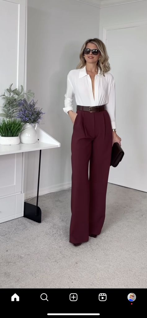 Pants With Flats Outfit, Burgundy Autumn Outfit, Burgundy Pants Outfit Winter, Red Business Outfit, Burgundy Pants Outfit Work, Burgandy Pants Outfits, Plum Pants Outfit, Burgundy Trousers Outfit, Burgundy Heels Outfit