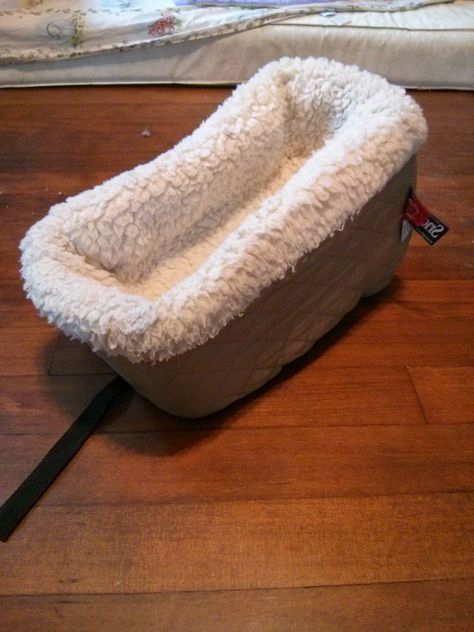 Dog Carseat, DIY, Car Console Small Dog Car Seat, Puppy Car Seat, Dog Car Booster Seat, Diy Console, Car Console, Diy Dog Bed, Dog Car Seat, Dog Seat, Dog Car Seat Cover