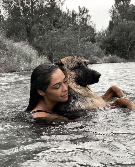 Woman And Dog Aesthetic, Laughing Drawing, Photoshoot Ideas With Dogs, Dog Laughing, German Shepherd Photoshoot With Owner, German Shepard Photoshoot, Girl And Her Dog Aesthetic, German Shepherd And Owner Photography, Woman And Her Dog Photography