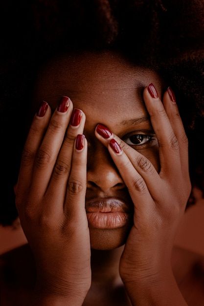 Hands In Hair Pose, Hands Covering Face Drawing Reference, Hidden Face Photography Ideas, Woman Covering Face With Hands, Black Woman With Afro, Face With Hands, Woman With Afro, Hands On Face, Hair Covering