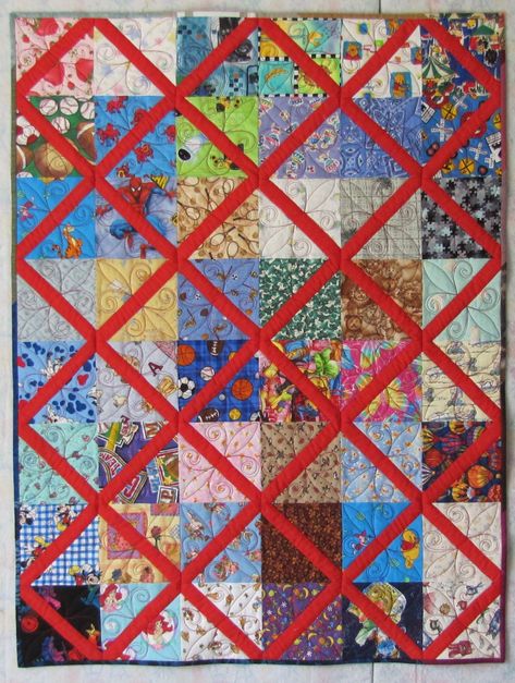 Charm Pack Quilt Patterns, Charm Square Quilt, Lattice Quilt, I Spy Quilt, Scrappy Quilt Patterns, String Quilts, Scrap Quilt Patterns, Quilt Tutorial, Lap Quilts