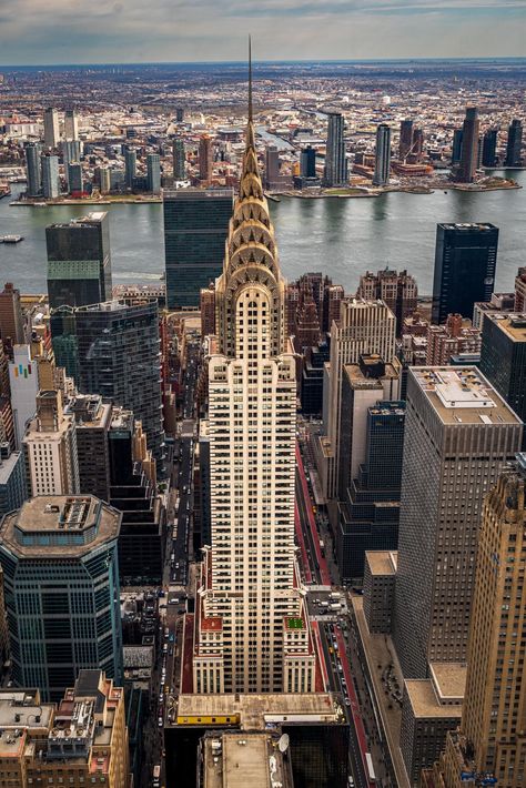 https://www.facebook.com/photo/?fbid=6101451323264937 Turtle Bay, The Empire State Building, 42nd Street, Chrysler Building, Midtown Manhattan, March 2023, Manhattan New York, Brick Building, New York Travel