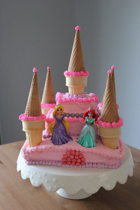 Disney Princess Cake Γενέθλια Mickey Mouse, Disney Princess Cake, Disney Princess Birthday Party, Princess Birthday Cake, Princess Tea Party, Castle Cake, Disney Princess Birthday, Disney Princess Party, Specialty Cakes