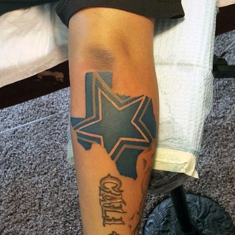 Texas State Outline Dallas Cowboys Mens Outer Forearm Tattoo Cowboys Star Tattoo, Elbow Star Tattoo, Cowboys Tattoo, Dallas Cowboys Tattoo, Traditional Chicano Tattoos, Dallas Tattoo, Art Chicano, Chicanas Tattoo, Outer Forearm Tattoo