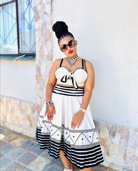 Black And White Xhosa Attire For Ladies, Modern Xhosa Attire For Ladies, Heritage Outfits, Xhosa Attire For Ladies, Modern Xhosa Attire, Xhosa Outfits, Designed Outfits, Xhosa Traditional Attire, Native Outfits