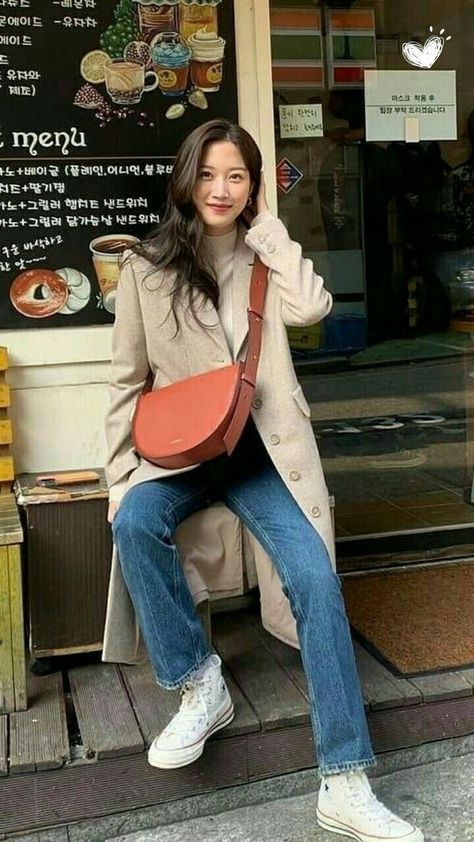 True Beauty Kdrama Fashion, Kdrama Outfits Women Winter, Kdrama Outfits Winter, True Beauty Outfits Drama, True Beauty Kdrama Outfits, Kdrama Winter Outfits, Moon Ga Young Style, True Beauty Outfits, Kdrama Outfits Women