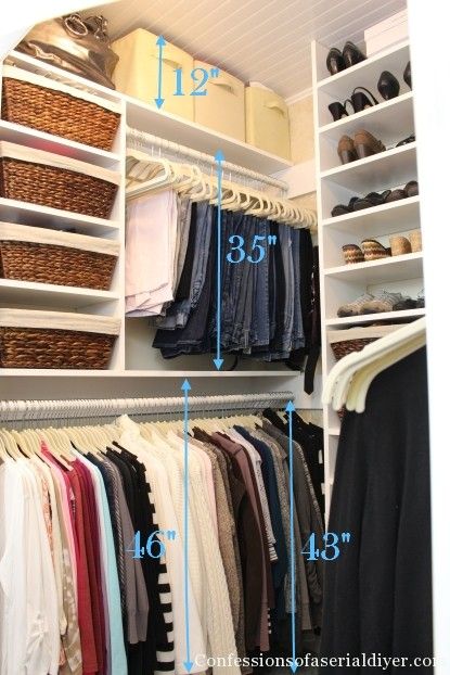 How to build a closet without breaking the bank. You don't know! I might need to know this one day! Diy Kast, Small Walk In Closet, Closet Redo, Closet Diy, Closet Renovation, Bedroom Organization, Closet Layout, Real Estat, Closet Remodel