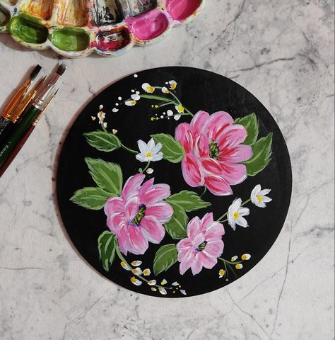 Beautiful pink flowers on circular black board Black Circle Canvas Paintings, Circular Canvas Painting Ideas, Circular Canvas Painting Easy, Circle Canvas Painting Ideas, Circular Canvas Painting, Pink Floral Painting, Quotes Doodles, Circular Canvas, Floral Paintings Acrylic