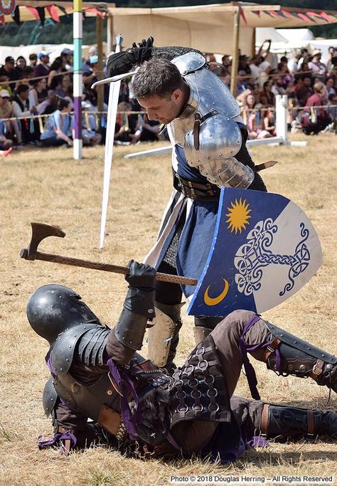 Knight Action Pose, Battle Reference, Medieval Poses, Jousting Armor, Knight Pose Reference, Knight Reference, Knight Photo, Knight Pose, Knight Poses