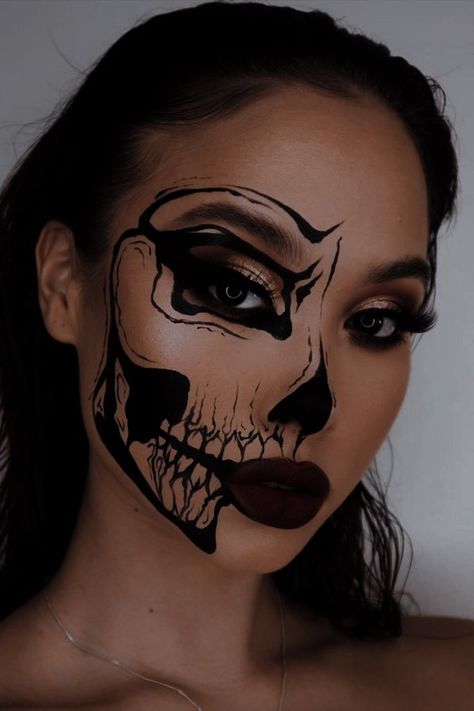 Skull Face Makeup, Mermaid Makeup Halloween, Halloween Makeup Witch, Creative Halloween Makeup, Holloween Makeup, Cute Halloween Makeup, Halloween Makeup Diy, 23 Years Old, Skeleton Makeup