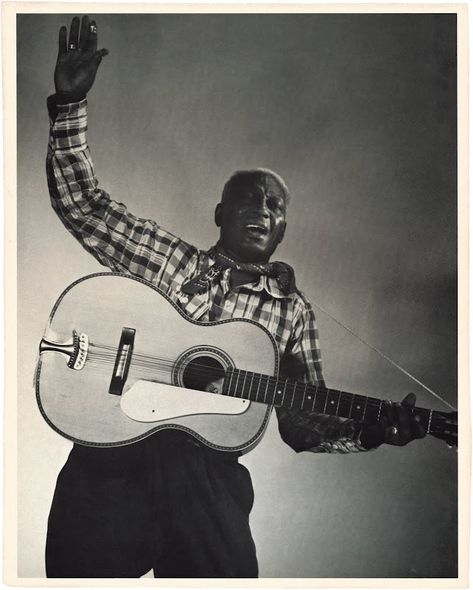 Lead Belly, Americana Music, Get Angry, Blues Musicians, Delta Blues, Music Images, Black Music, Smithsonian Institution, Blues Music