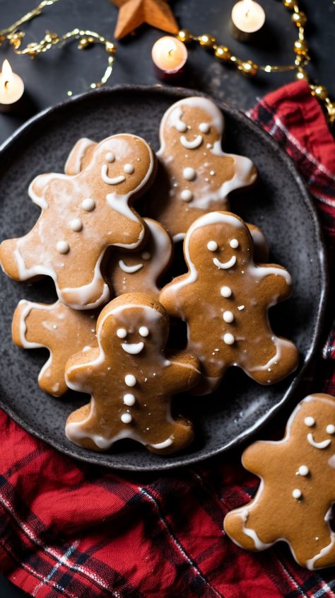 Peanut Butter Gingerbread Cookies, Soft Gingerbread Man Cookies, Glazed Gingerbread Cookies, Honey Gingerbread Cookies, The Best Gingerbread Cookie Recipe, Gingerbread Cookies Aesthetic, Gingerbread Man Designs, Ginger Man Cookies, Gingerbread Bread