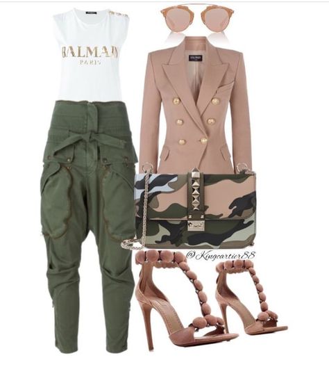 Clothing Storage Ideas, Womens Plus Size Fashion, Wage Gap, Army Green Pants, Camo Fashion, Colour Combo, Green Pants, Clothing Storage, Looks Chic