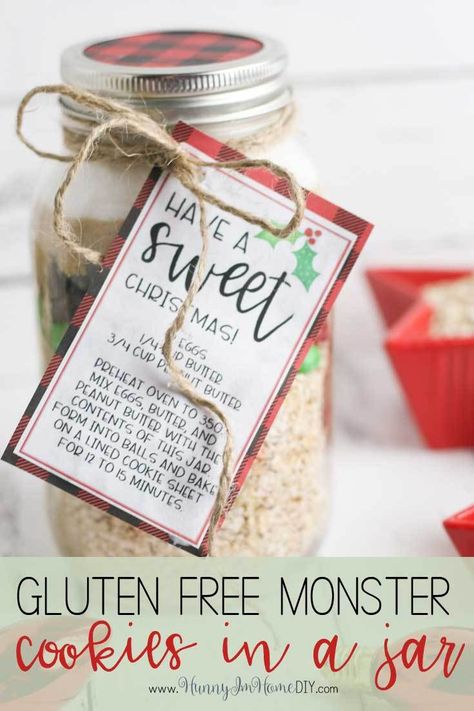 Gluten Free Gift in a Jar: Monster Cookies in a Jar | Hunny I'm Home Jar Food Gifts, Gluten Free Monster Cookies, Gift In A Jar, Cookies In A Jar, Gluten Free Gifts, Gluten Free Christmas Cookies, Cookies Gift, Gluten Free Christmas, Mason Jar Meals