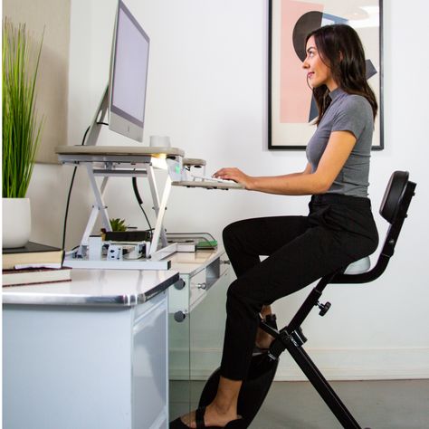 Hey! It's #DeepDishPizza and Hump Day. Celebrate #Humpday in the office during lunch by feasting Deep Dish Pizza🍕, Chicago style. Then burn the calories after by working out while working with your standing desk😍 #standingdesk #homeoffice #versadesk #standingdesk #desktoprisers #workoffice Sit Stand Desk Home Office, Deep Dish Pizza Chicago, 2024 Resolutions, Pizza Chicago, Standing Desk Accessories, Stylish Kitchen Decor, Standing Desk Chair, Desk Workout, Office Exercise