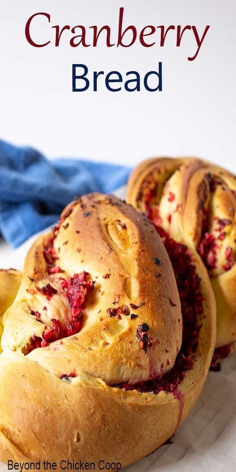 This cranberry bread is a delightful sweet treat that makes for a perfect snack, dessert, or even a festive holiday breakfast, especially during Christmas. These homemade delights are quick and simple to bake. Make them and bring them to your next holiday party! Twist Bread, Home Baked Goods, Quinoa Bread, Cranberry Walnut Bread, Tasty Bread Recipe, Walnut Bread, Cranberry Bread, Chili Chicken, Best Bread Recipe