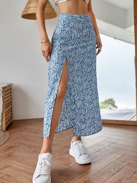 Floral Skirt Summer, Floral Skirt Outfits, Skirt With Split, Blue Floral Skirt, Long Skirt Outfits, Outfits Spring, Floral Print Skirt, Summer Skirts, Green Skirt