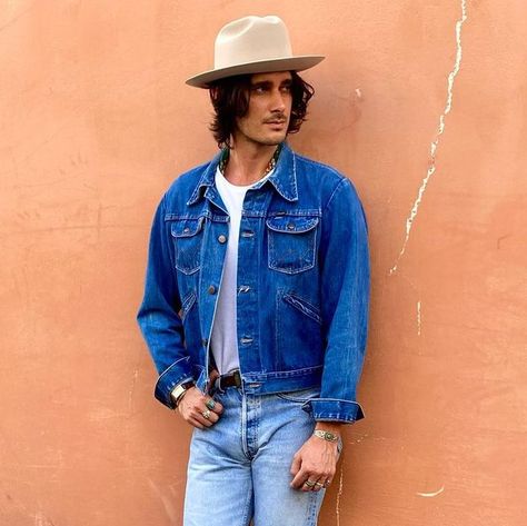 r_bak_ on Instagram: "Last Tango in Paris. 70s Wrangler No Fault Denim jacket Stetson Open Road @stetsonusa Freshly raw hemed vintage Levi’s 501s Western belt with turquoise by @poloralphlauren Tassel loafers by Löf & Tung Churchill T18 by @montres_lip #wrangler #vintagewrangler #wranglernofaultdenim #doubledenim #denimondenim #stetson #stetsonopenroad #itsastetson #openroadroyaldeluxe #vintagelevis #vintagelevis501 #westernbelt #ralphlaurenbelt #vintagedenimjacket #denimhead #tasselloafe Paris 70s, Stetson Open Road, Last Tango In Paris, Denim Outfit Men, Western Outfits Men, 70s Denim, Vintage Wrangler Jeans, Denim Outfits, Western Belt