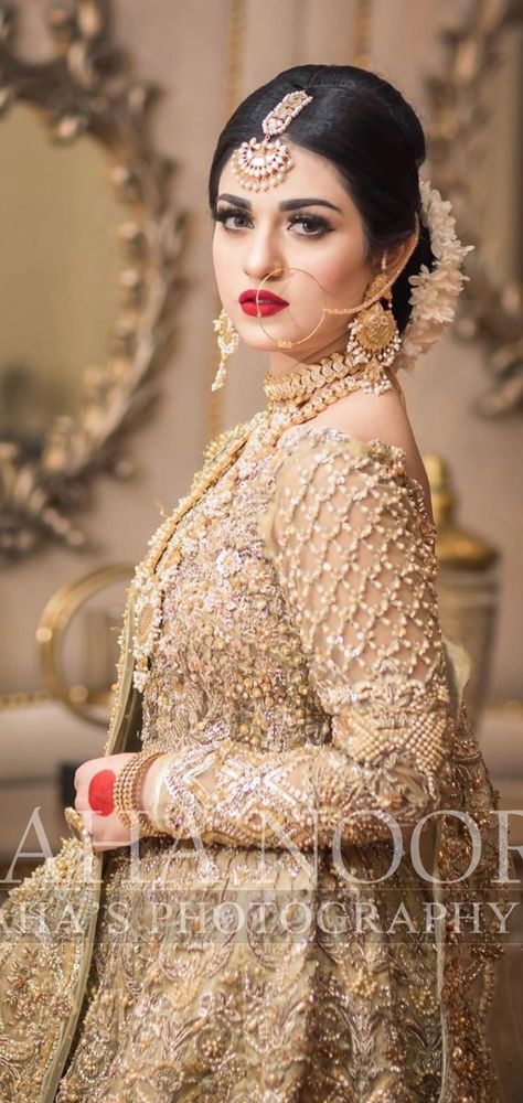 Bridal Pictures Pakistani, Kashee Makeup, Kashee Bridal, Bridal Dulhan, Noor Khan, Bridle Dress, Elegant Bridal Dress, Sara Khan, Sarah Khan