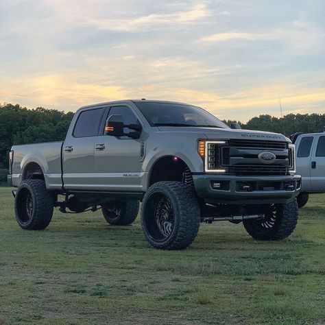 Ford Super Duty Trucks, Big Ford Trucks, Country Trucks, Ford Diesel, Trucks Lifted Diesel, Super Duty Trucks, Future Trucks, Dream Trucks, Truck Yeah