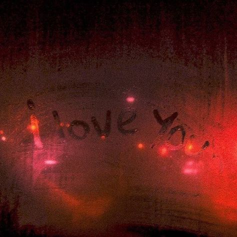 Red Aesthetic Grunge, Lovecore Aesthetic, I See Red, The Word Love, Fotografi Vintage, Word Love, Vampire Knight, Red Wallpaper, Aesthetic Colors