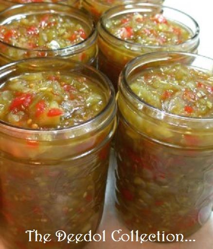 Old Fashioned Piccalilli.... https://grannysfavorites.wordpress.com/2017/06/03/old-fashioned-piccalilli/ Picalilly Recipes Easy, Pickalily Recipe, Picallili Relish, Pepperchini Recipes Canning, Dill Pickled Cucamelons, Tendli Pickle Recipe, Canning Pepperchini Peppers, Yummy Easy Snacks, Piccalilli Recipes