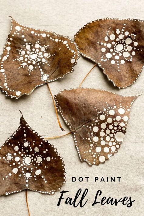 Painted Leaves Fall, Using Leaves In Art, Fall Leaves Art Project, Autumn Crafts Adults, Painting On Leaves Ideas Leaf Art, Fall Painting Inspiration, Diy Fall Art, Dry Leaf Art Ideas, Fall Crafts For Teens