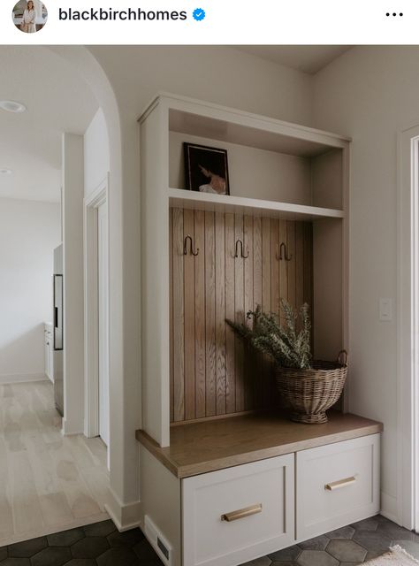 Built In Cubby, Small House Storage, Warm Grey Walls, White Built Ins, Mudroom Cabinets, Wooden Beams Ceiling, Holiday Living Room, Dream Laundry Room, Mudroom Entryway